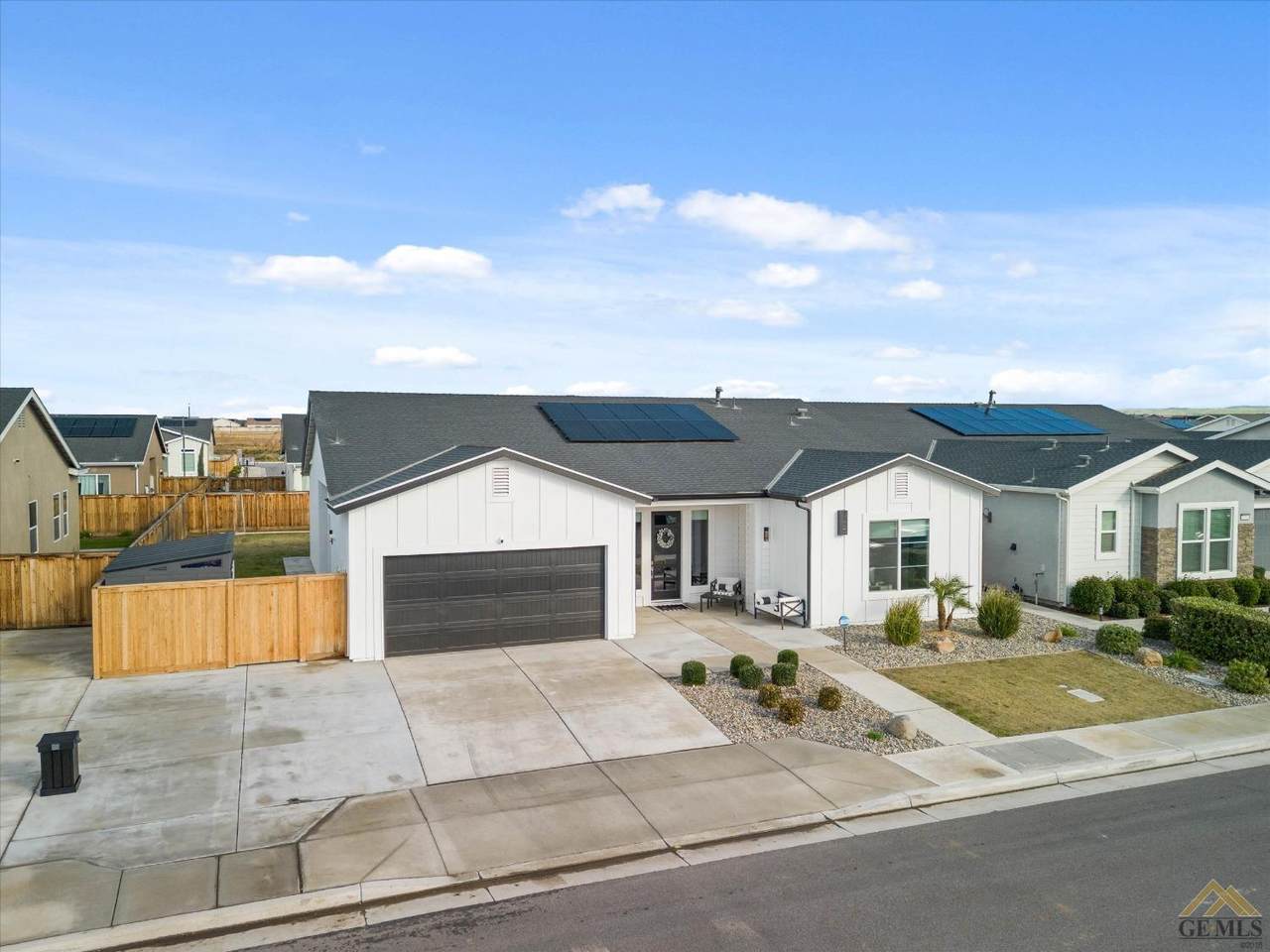 9206 Manor Forest Lane - Photo 1