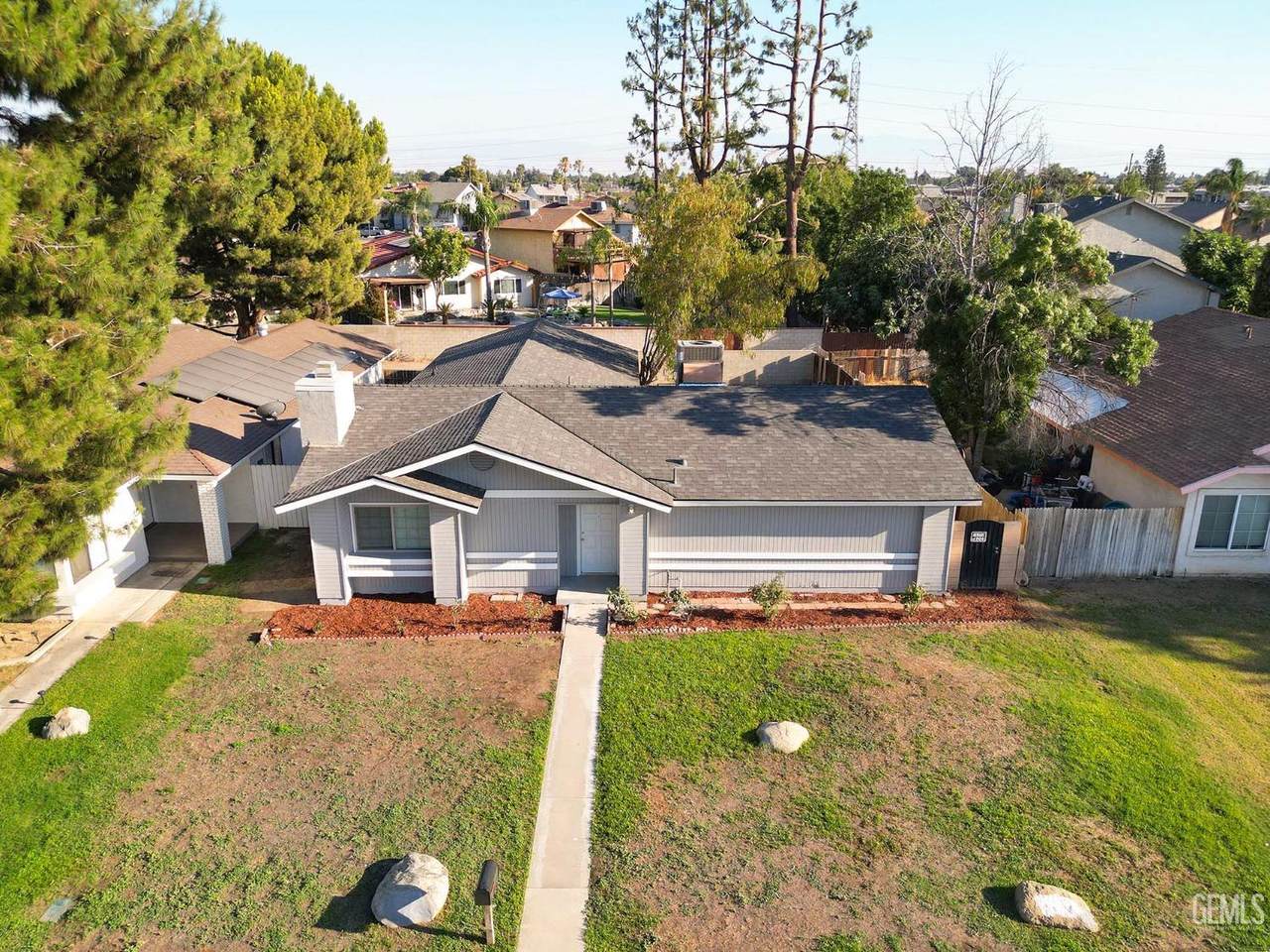 4405 White Lane - Photo 1