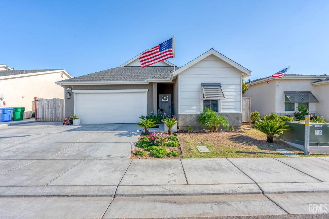 9617 Crystal Falls Lane - Photo 1