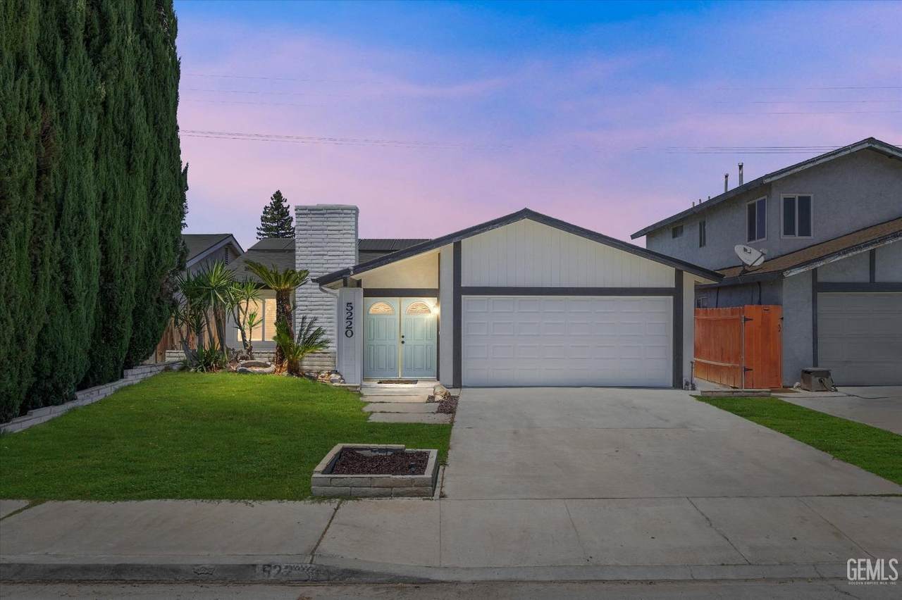 5220 Eastridge Court - Photo 1