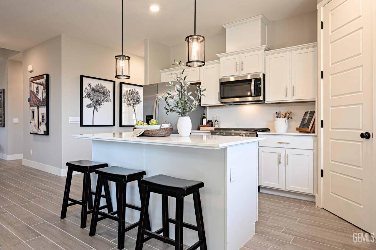 https://bt-photos.global.ssl.fastly.net/bakersfield/1280_boomver_1_202408210-2.jpg