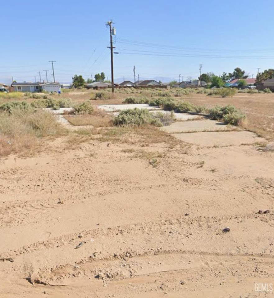 8307 Walpole - Photo 1