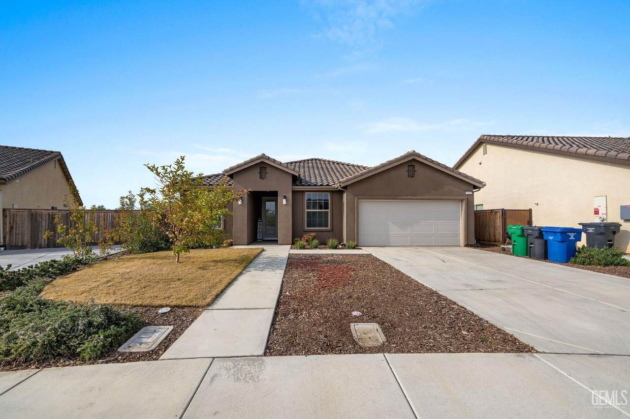 3415 Falling Brook Lane - Photo 1