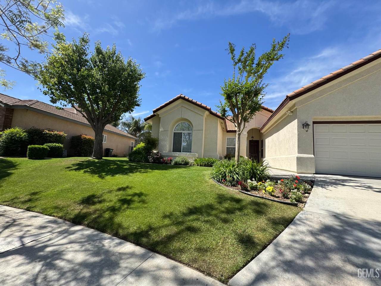 https://bt-photos.global.ssl.fastly.net/bakersfield/1280_boomver_1_202603626-2.jpg