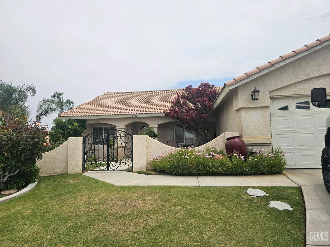 https://bt-photos.global.ssl.fastly.net/bakersfield/1280_boomver_1_202609497-2.jpg