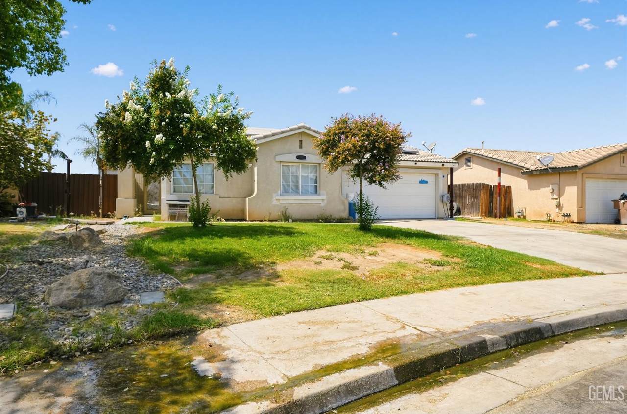 https://bt-photos.global.ssl.fastly.net/bakersfield/1280_boomver_1_202609521-2.jpg