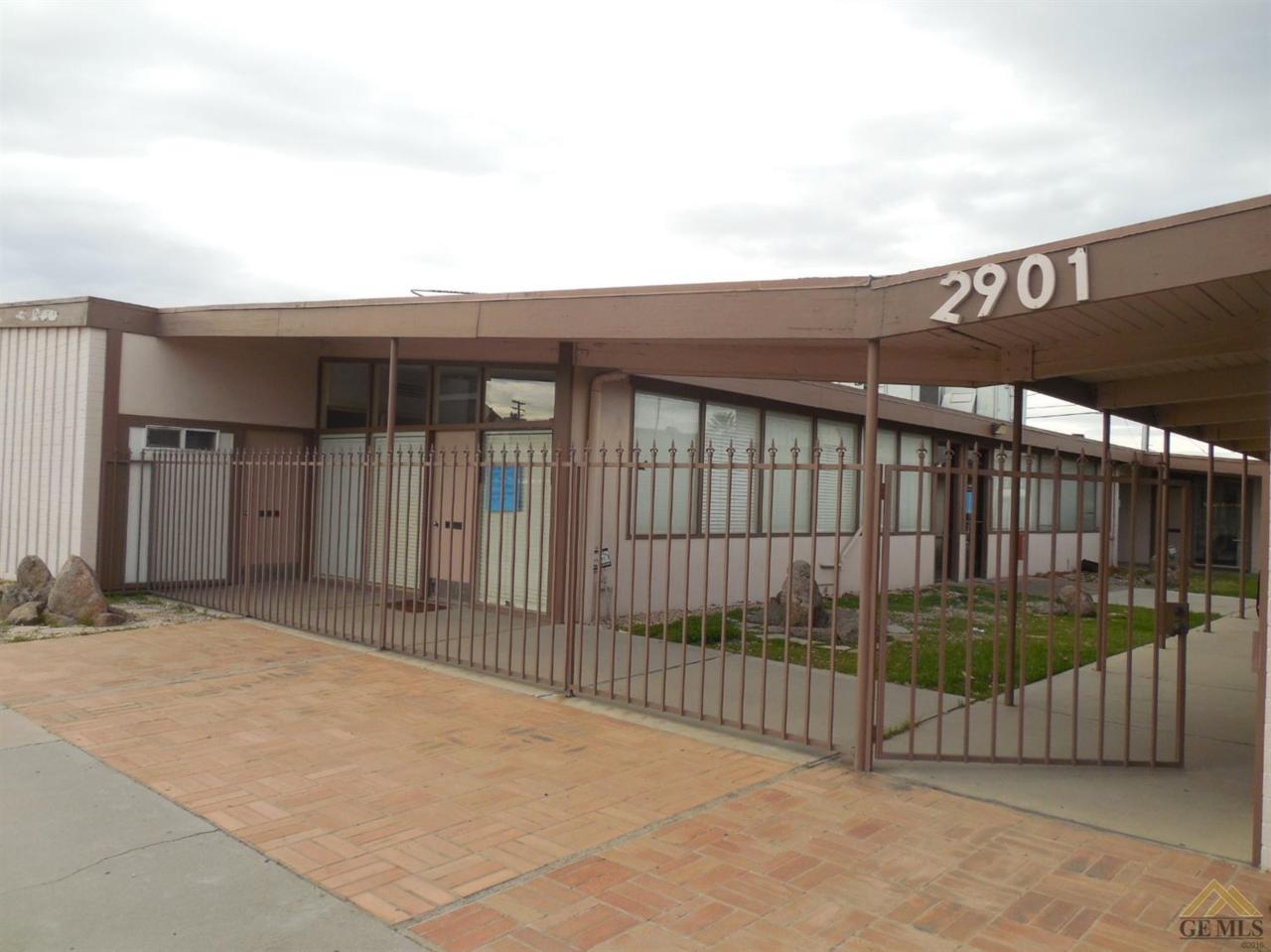 2901 H Street - Photo 1