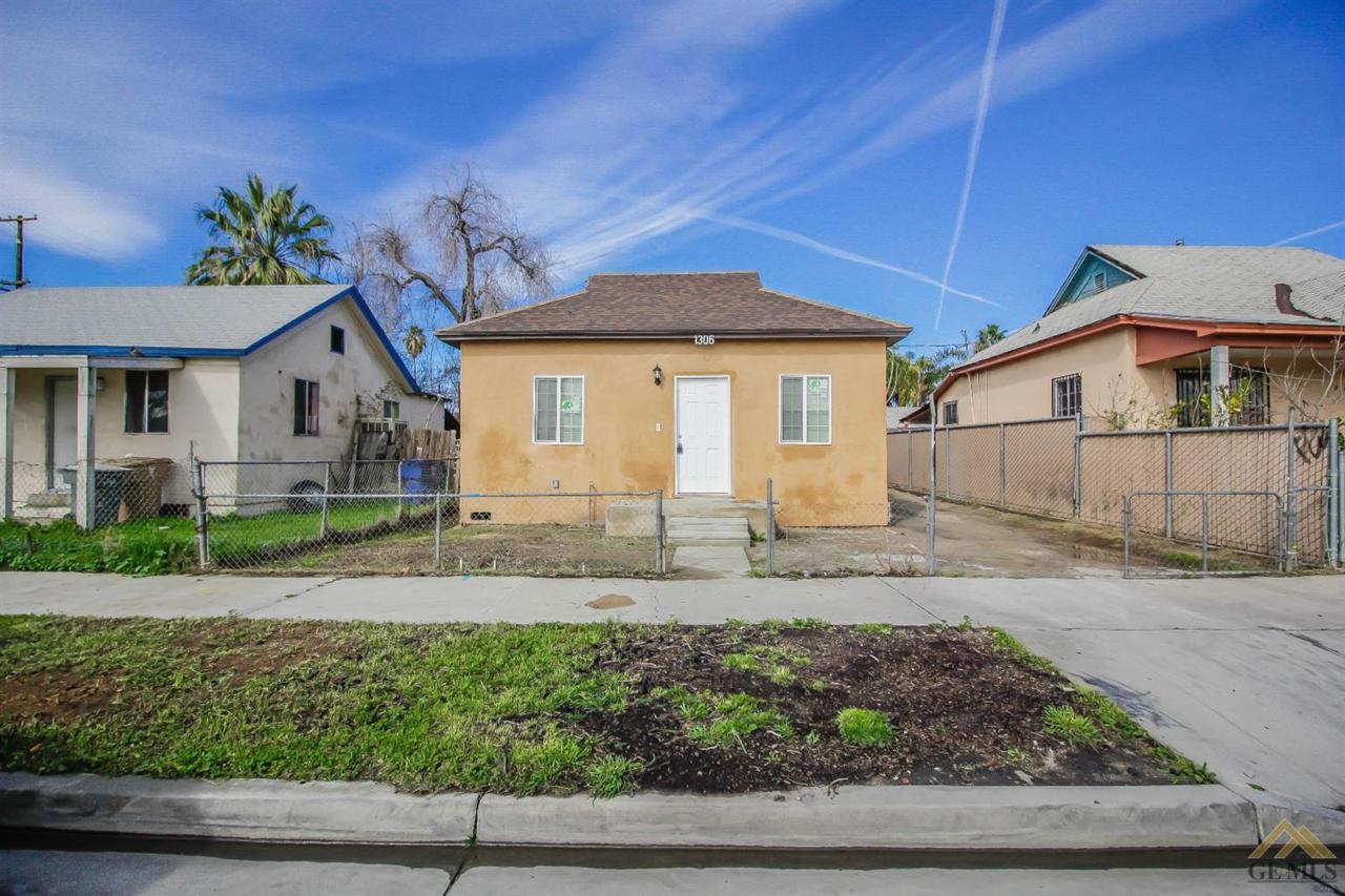 1306 Owens Street - Photo 1
