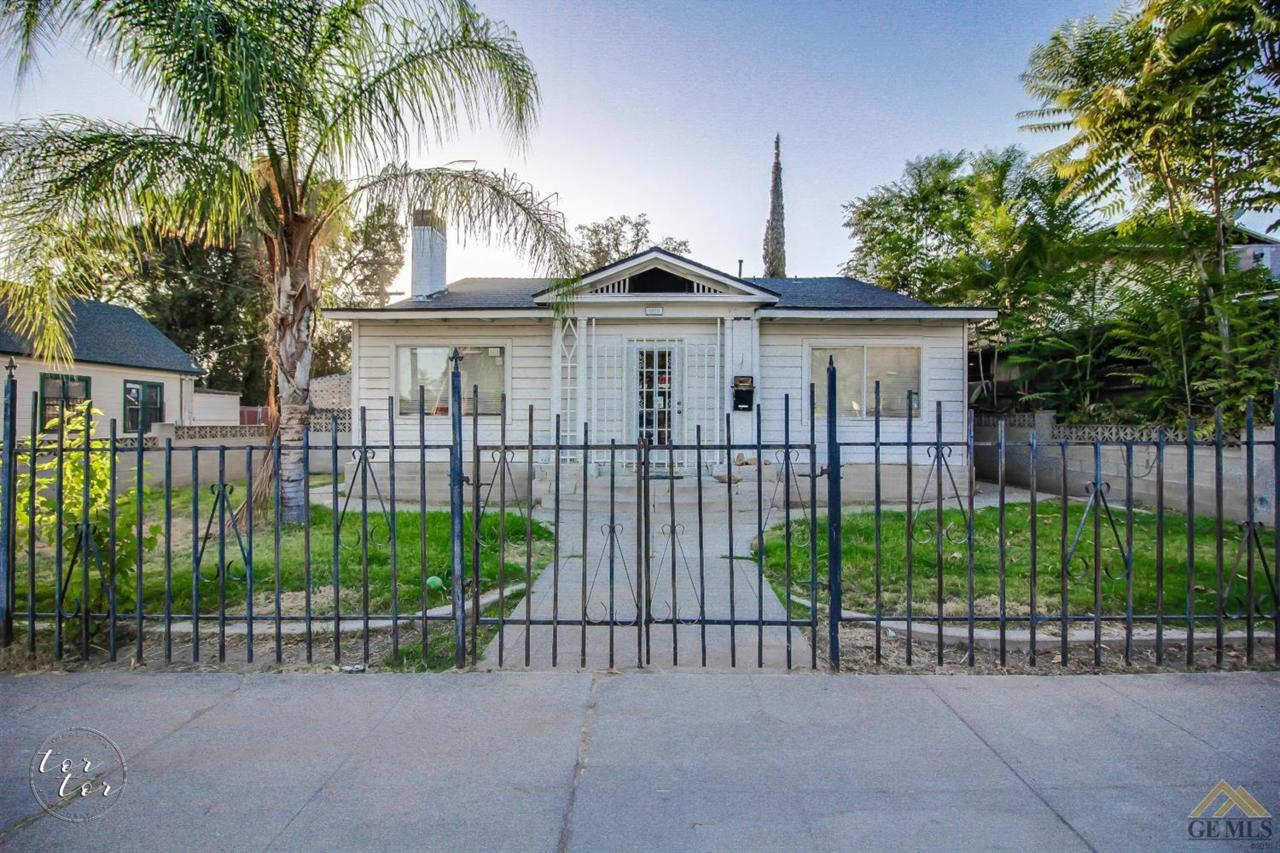 1618 Baker Street - Photo 1