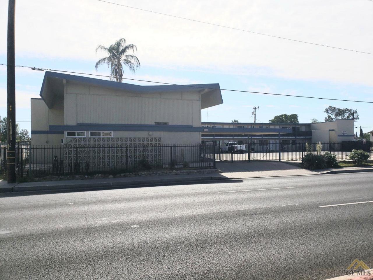 908 Union Avenue - Photo 1
