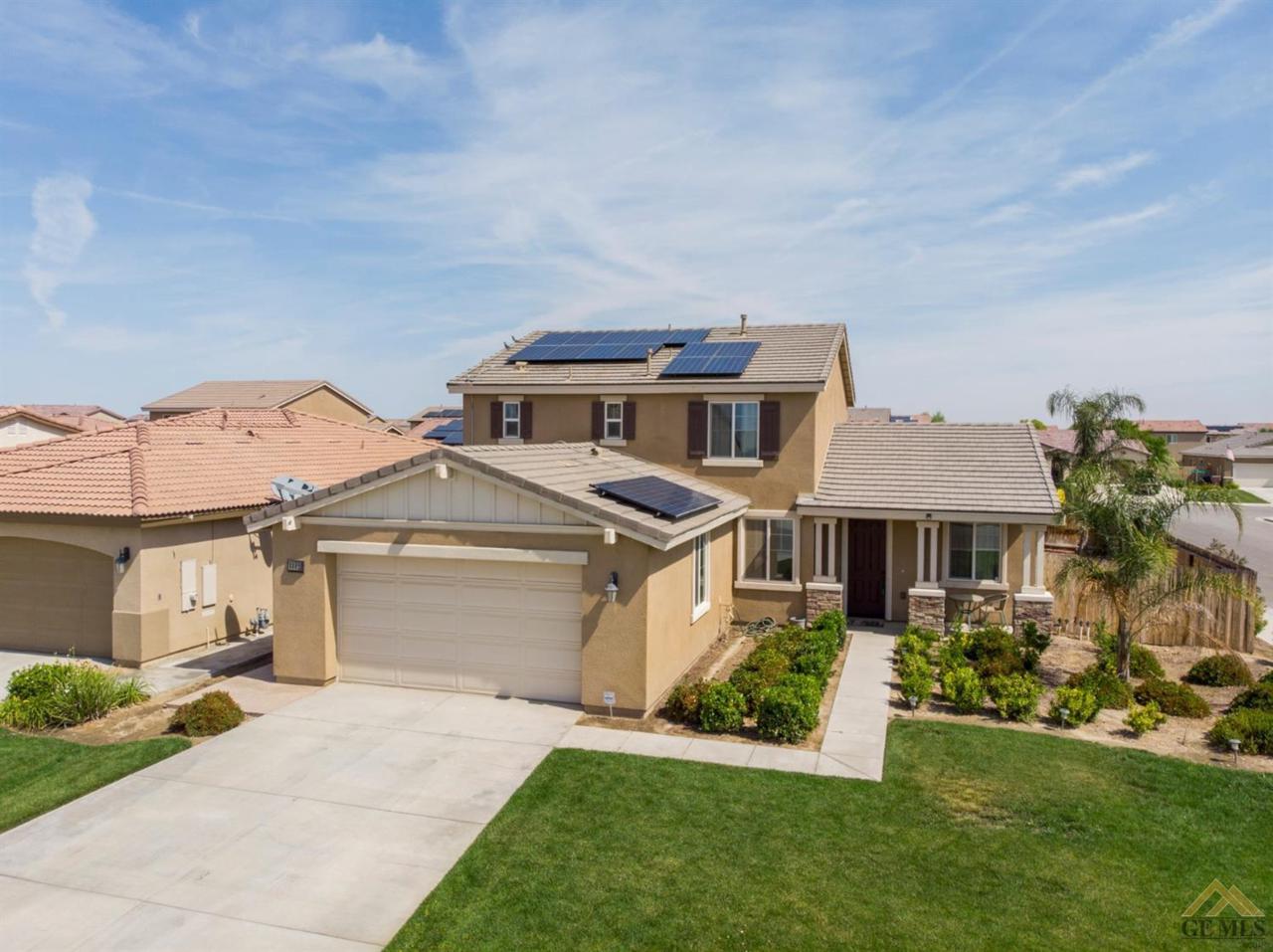 6002 Pearl Ridge Drive - Photo 1
