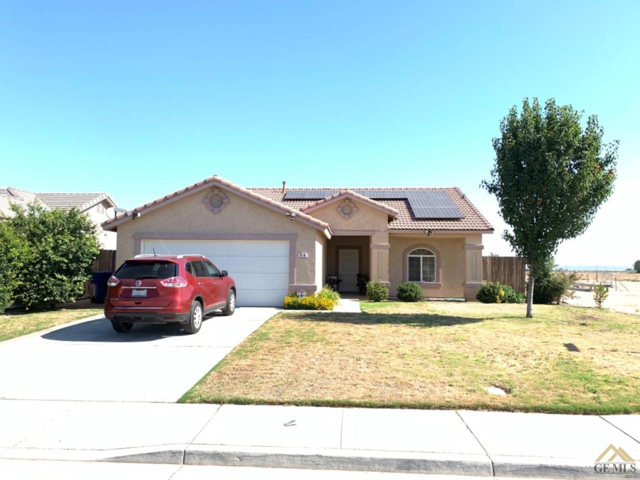 818 New Zealand Drive - Photo 1