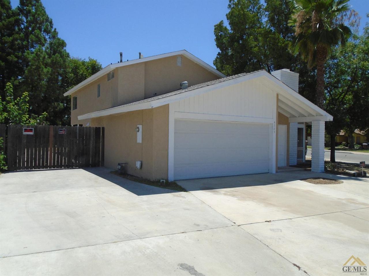 4509 Thatch Avenue - Photo 1