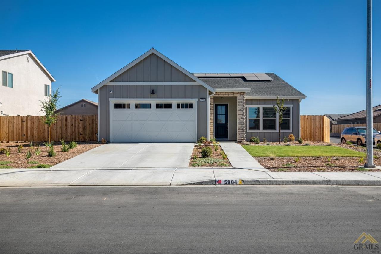 5904 Glen Rose Avenue - Photo 1