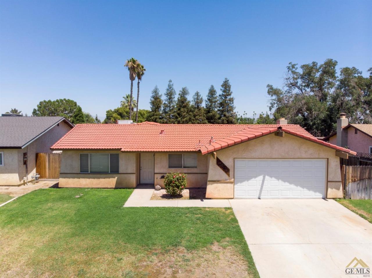5404 Krista Street - Photo 1