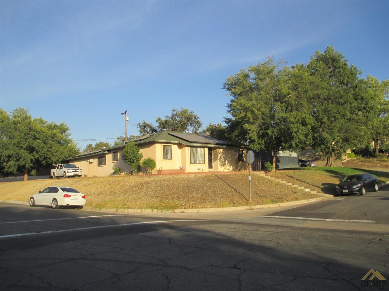 3119 Berkeley Street - Photo 1