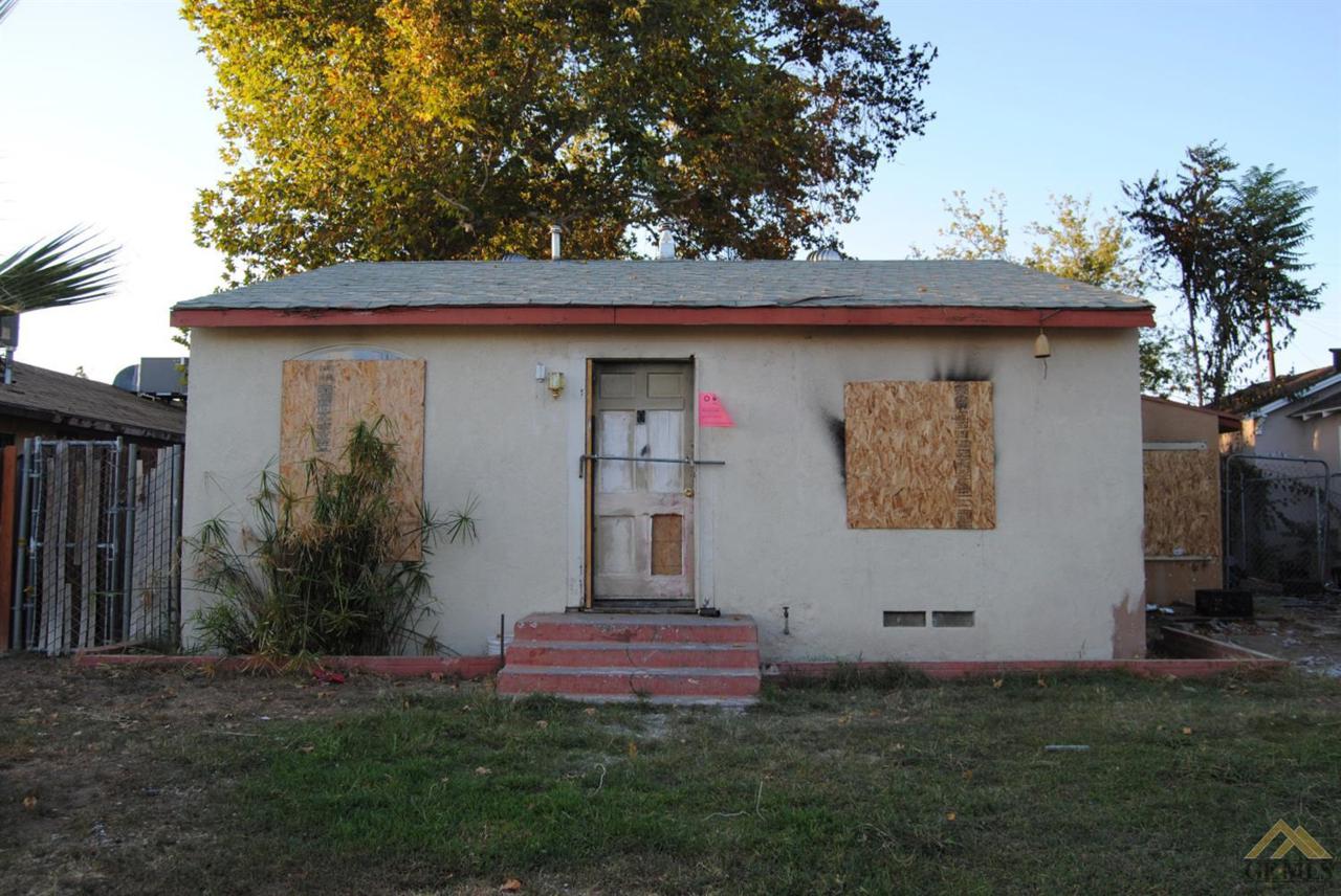 316 Knotts Street - Photo 1