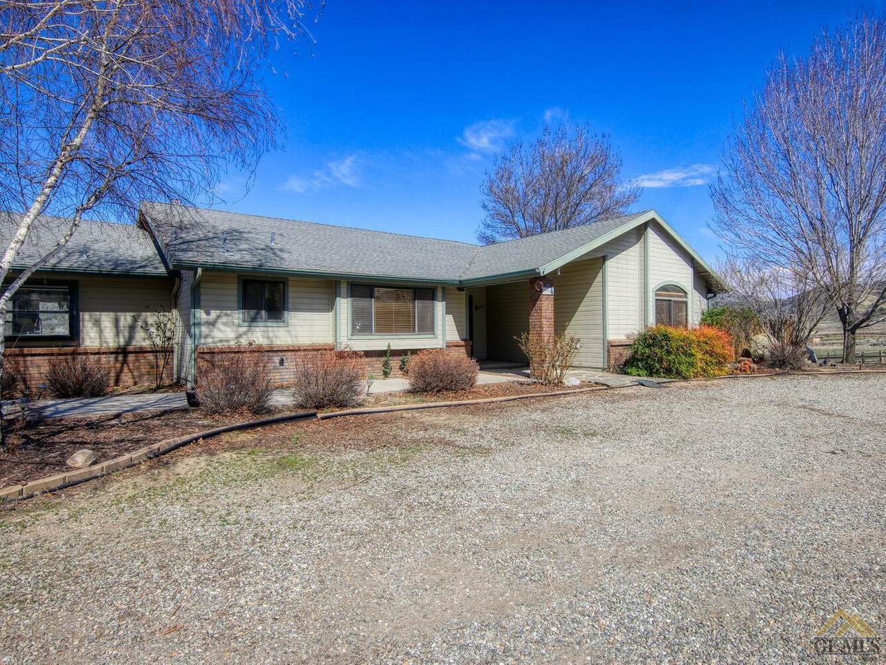 28061 Cumberland Road - Photo 1