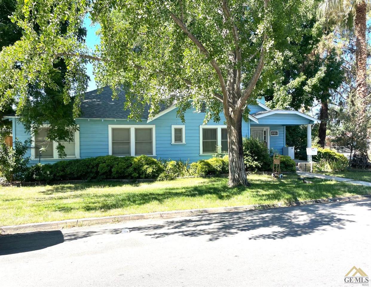 2401 Pacific Drive - Photo 1