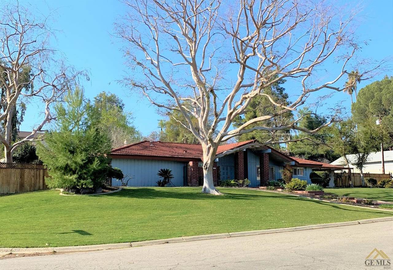 3700 Flintridge Drive - Photo 1