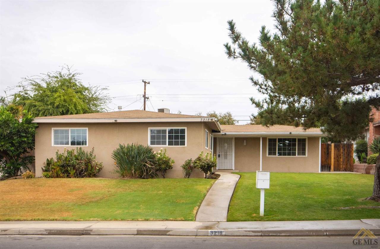 3218 Candlewood Drive - Photo 1