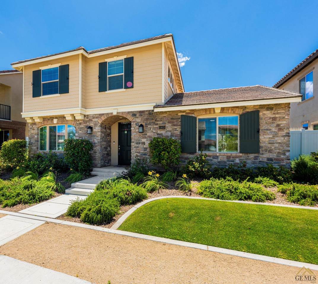 11813 Campus Park Drive - Photo 1