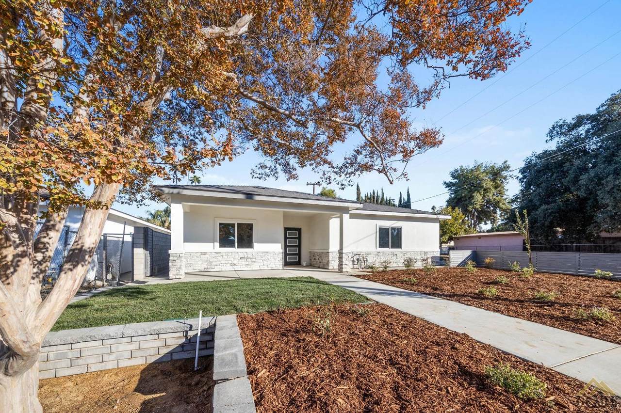 312 Acacia Avenue - Photo 1