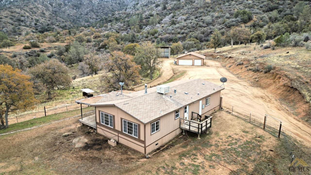 39262 Dewey Street - Photo 1