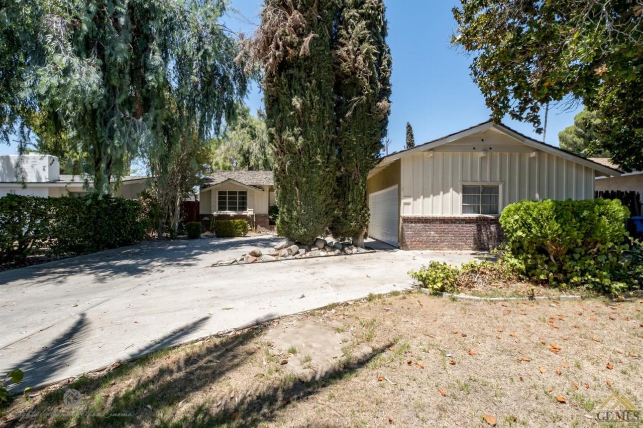 4506 Bloomquist Drive - Photo 1
