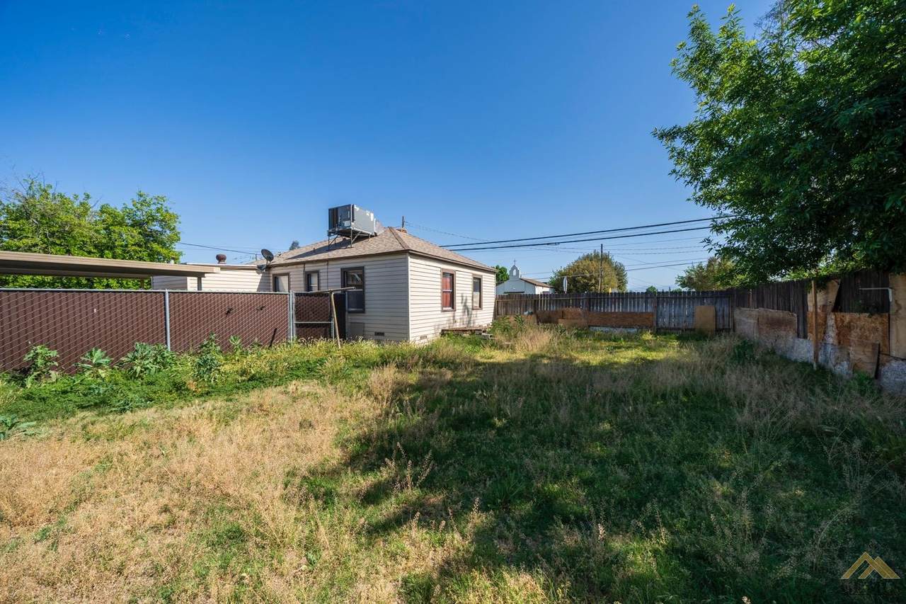 2526-1/2 Belle Terrace - Photo 1