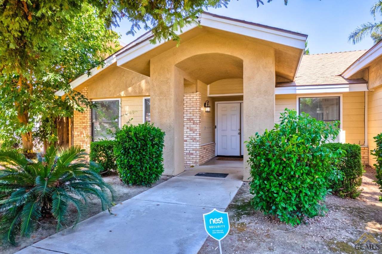 9508 Thoreau Avenue - Photo 1