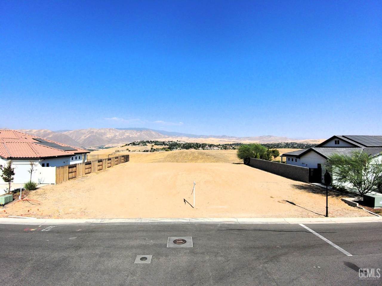 6825 Aquamarine Drive - Photo 1