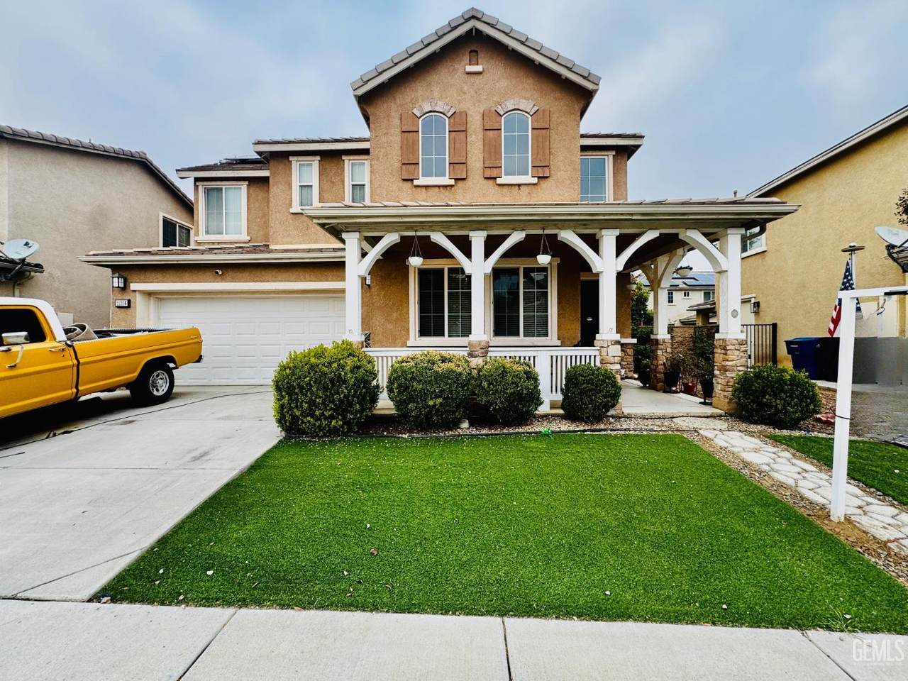 11206 Baltra Way - Photo 1