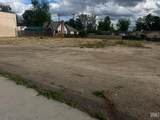 301 California Avenue - Photo 1
