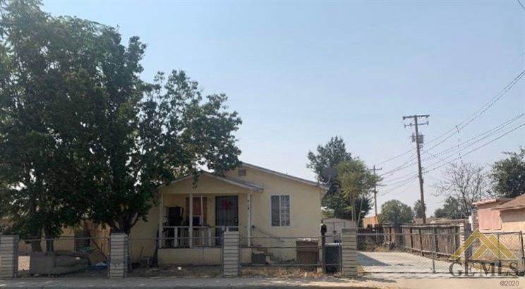 911 11th Street - Photo 1