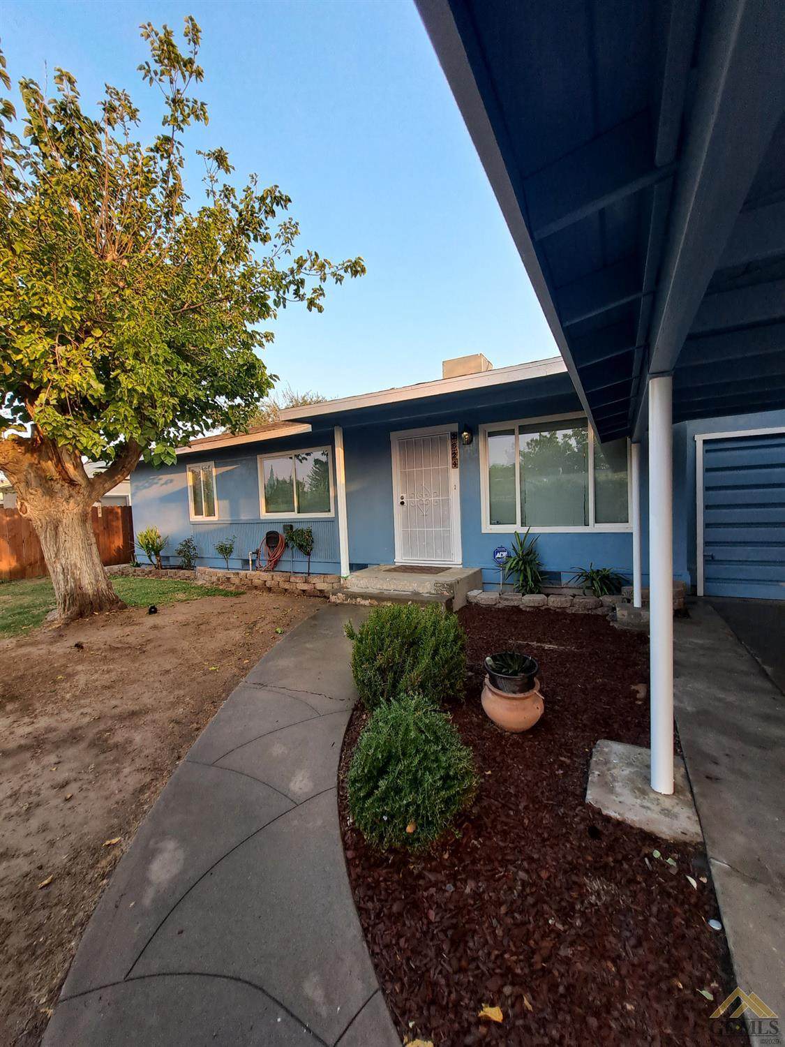 2624 Victoria Drive - Photo 1