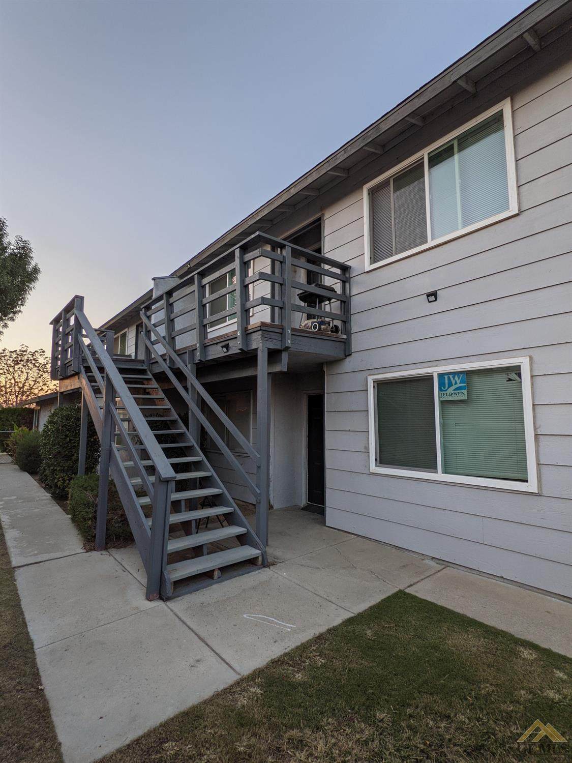 6516 Mohawk Street - Photo 1