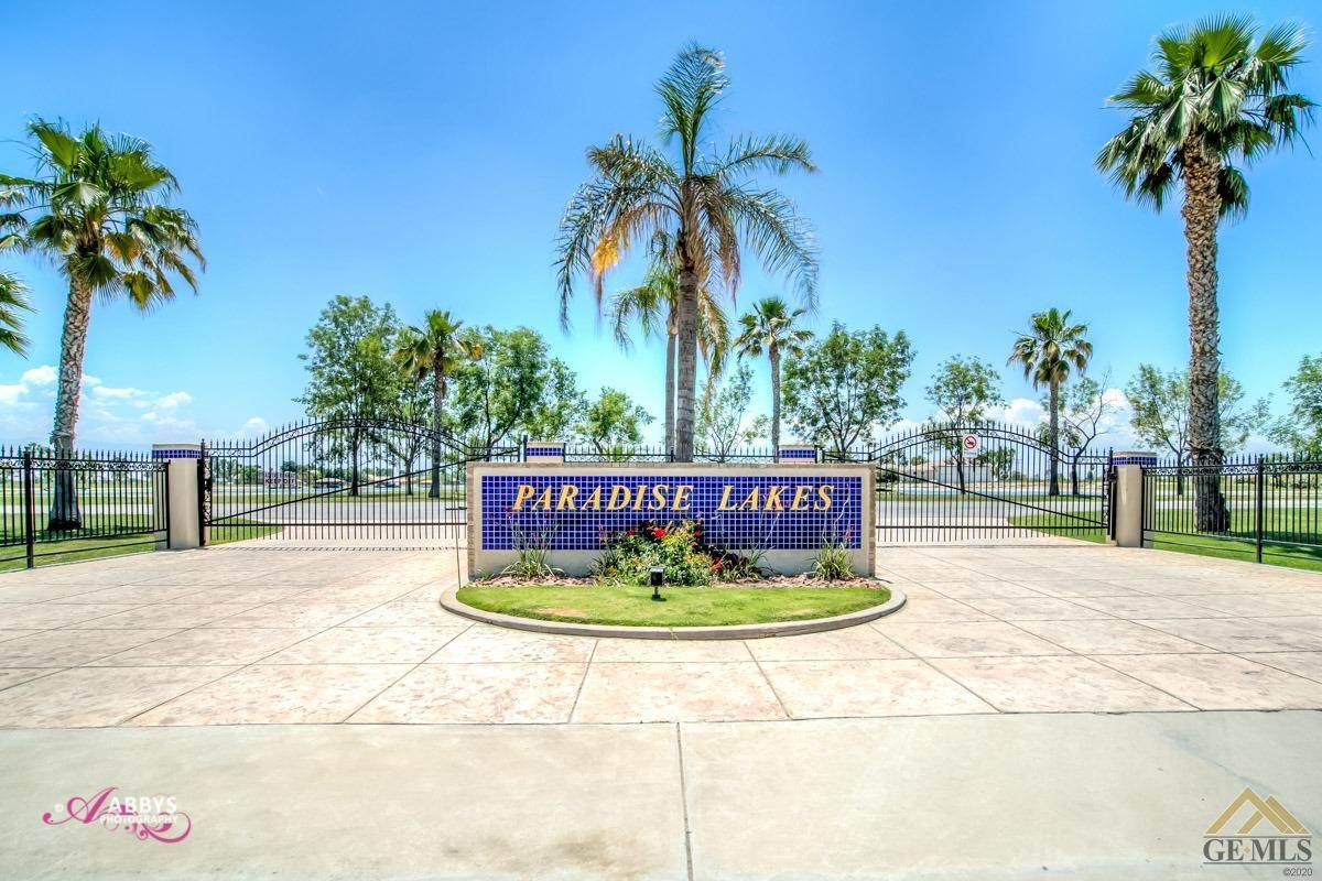 4729 Diamond Bay Drive - Photo 1