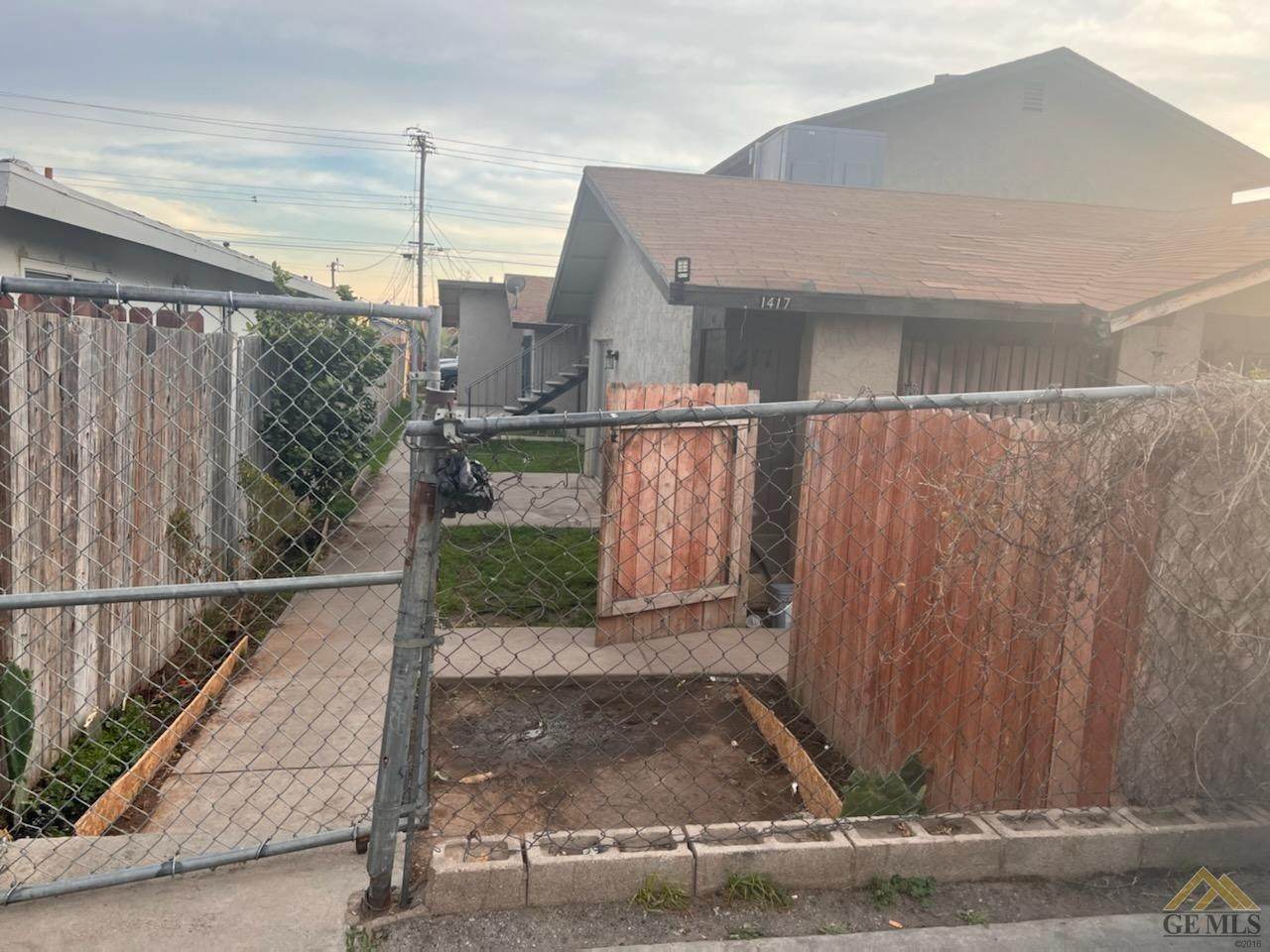 1417 Lake Street - Photo 1