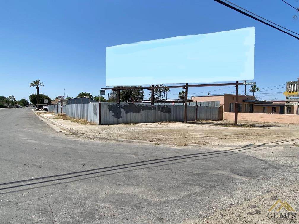 1797 Union Ave - Photo 1