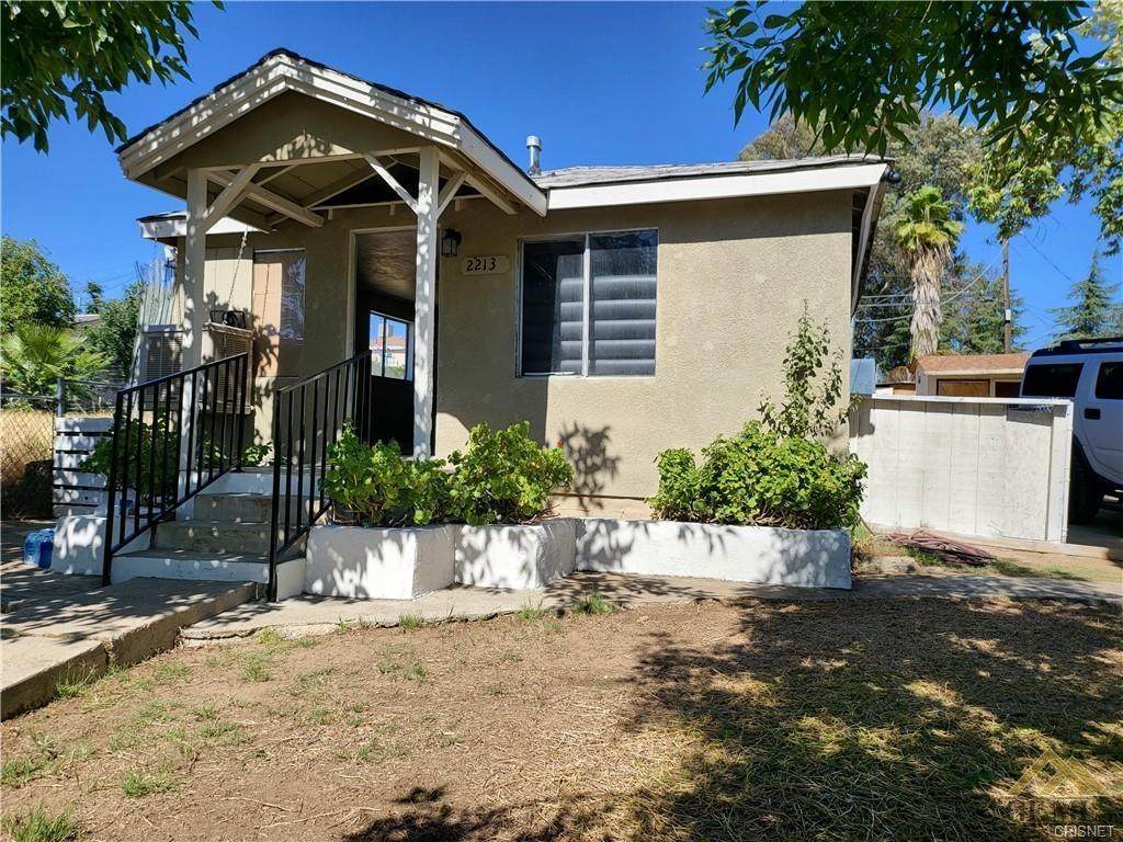 2213 Robinson Street - Photo 1