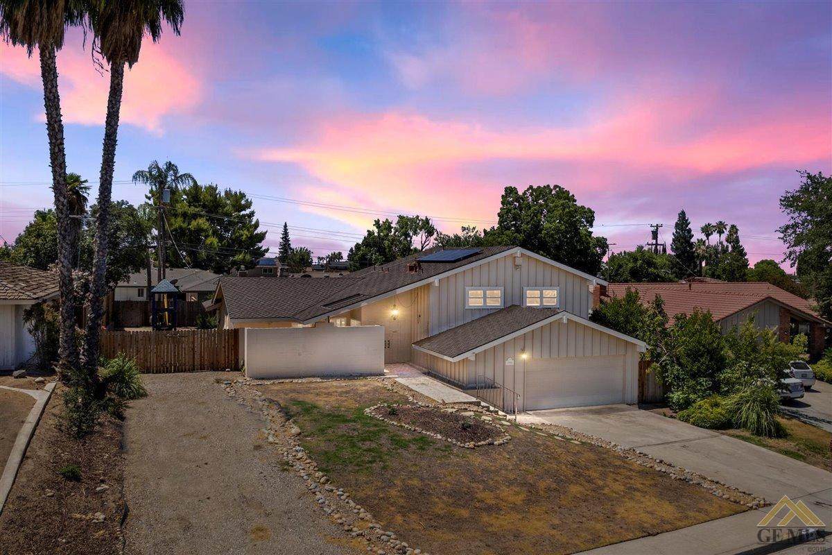 3509 3509 Christmas Tree Lane Lane - Photo 1