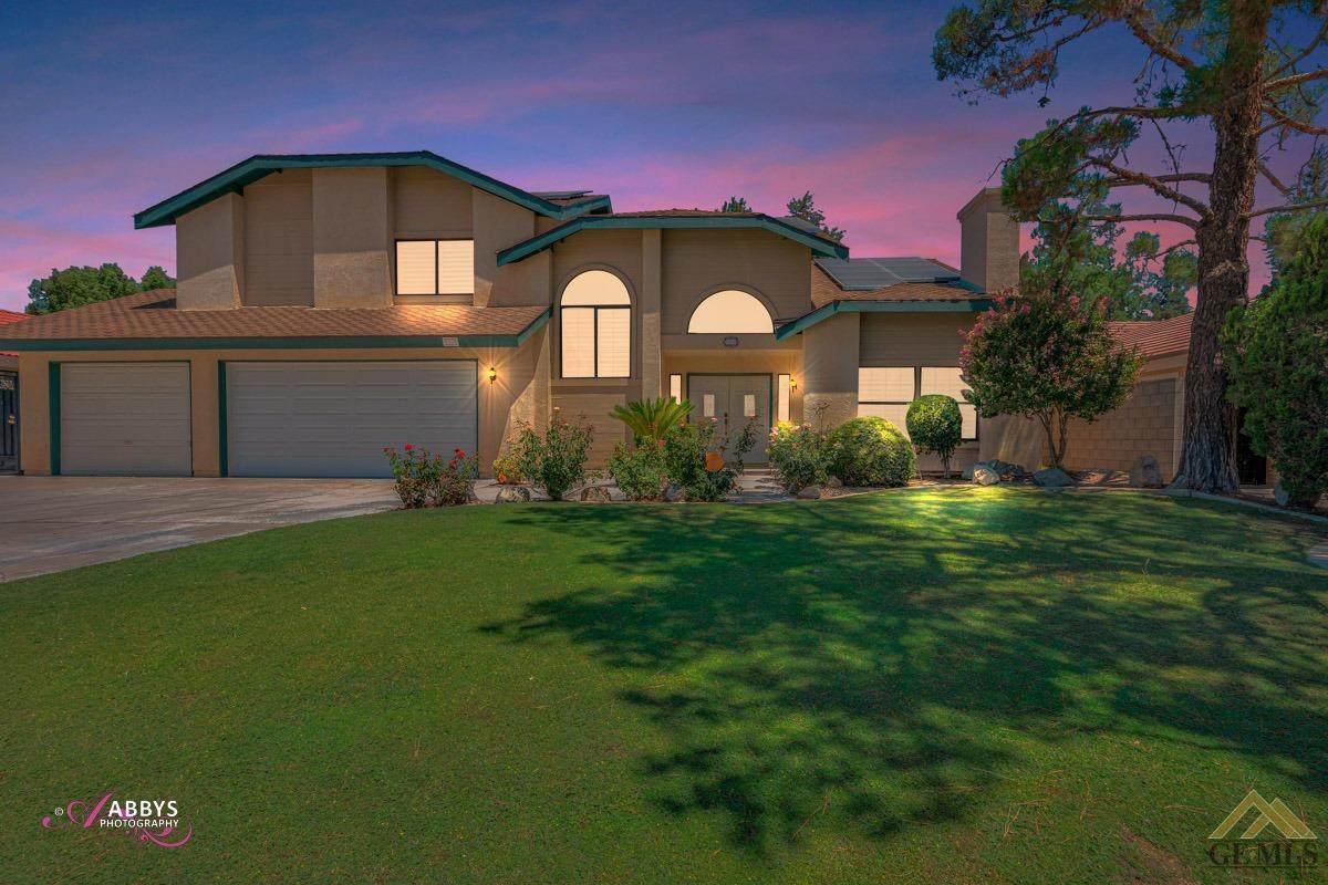 9900 Mesa Oak Drive - Photo 1