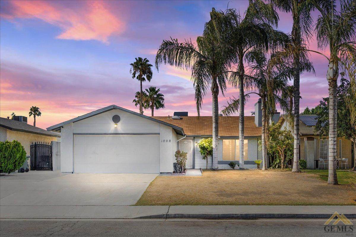 1808 Magdelena Avenue - Photo 1