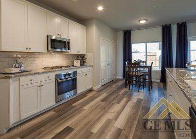 6520 Sunchase Drive - Photo 1