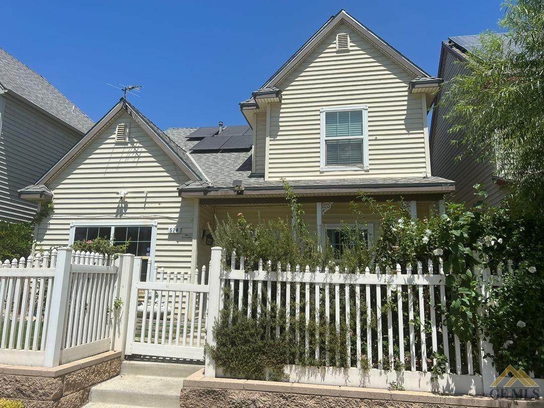 524 21 Street - Photo 1