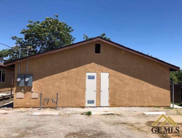 2327 Wilshire - Photo 1