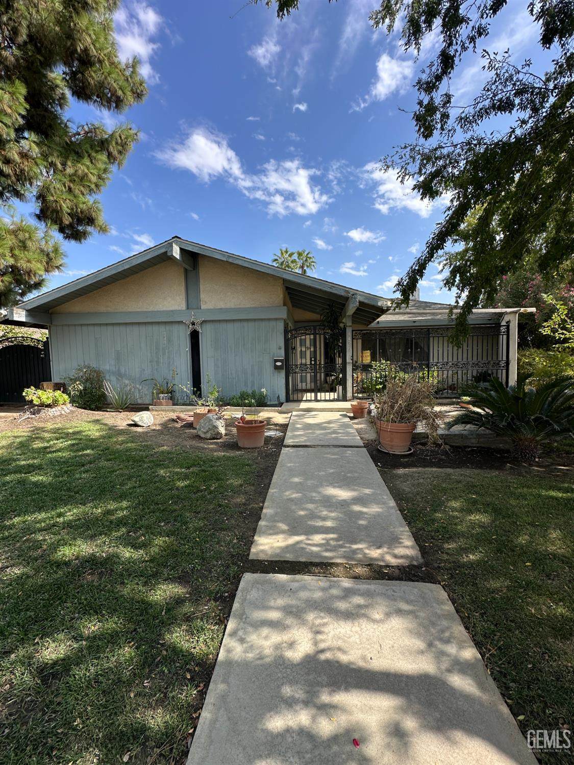 4425 Charter Oaks - Photo 1