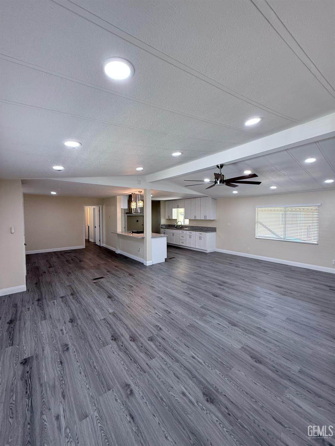https://bt-photos.global.ssl.fastly.net/bakersfield/orig_boomver_1_202609479-2.jpg