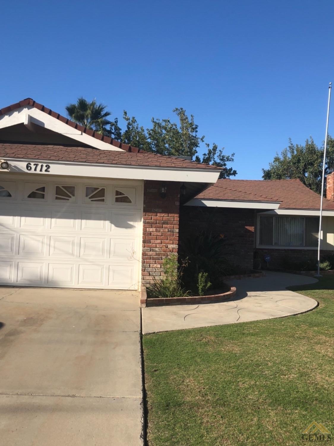 6712 Jetta Avenue - Photo 1